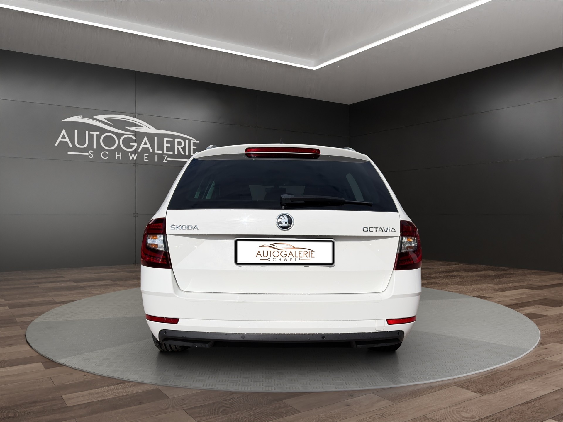 SKODA Octavia Combi 1.5 TSI Style DSG | Leichter Hagelschaden | SEHR GEPFLEGT | Windschutzscheibe Neu |-image-3