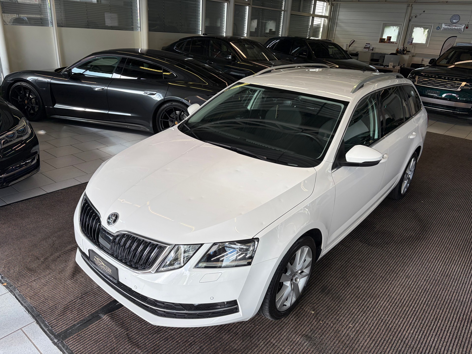 SKODA Octavia Combi 1.5 TSI Style DSG | Leichter Hagelschaden | SEHR GEPFLEGT | Windschutzscheibe Neu |-image-31