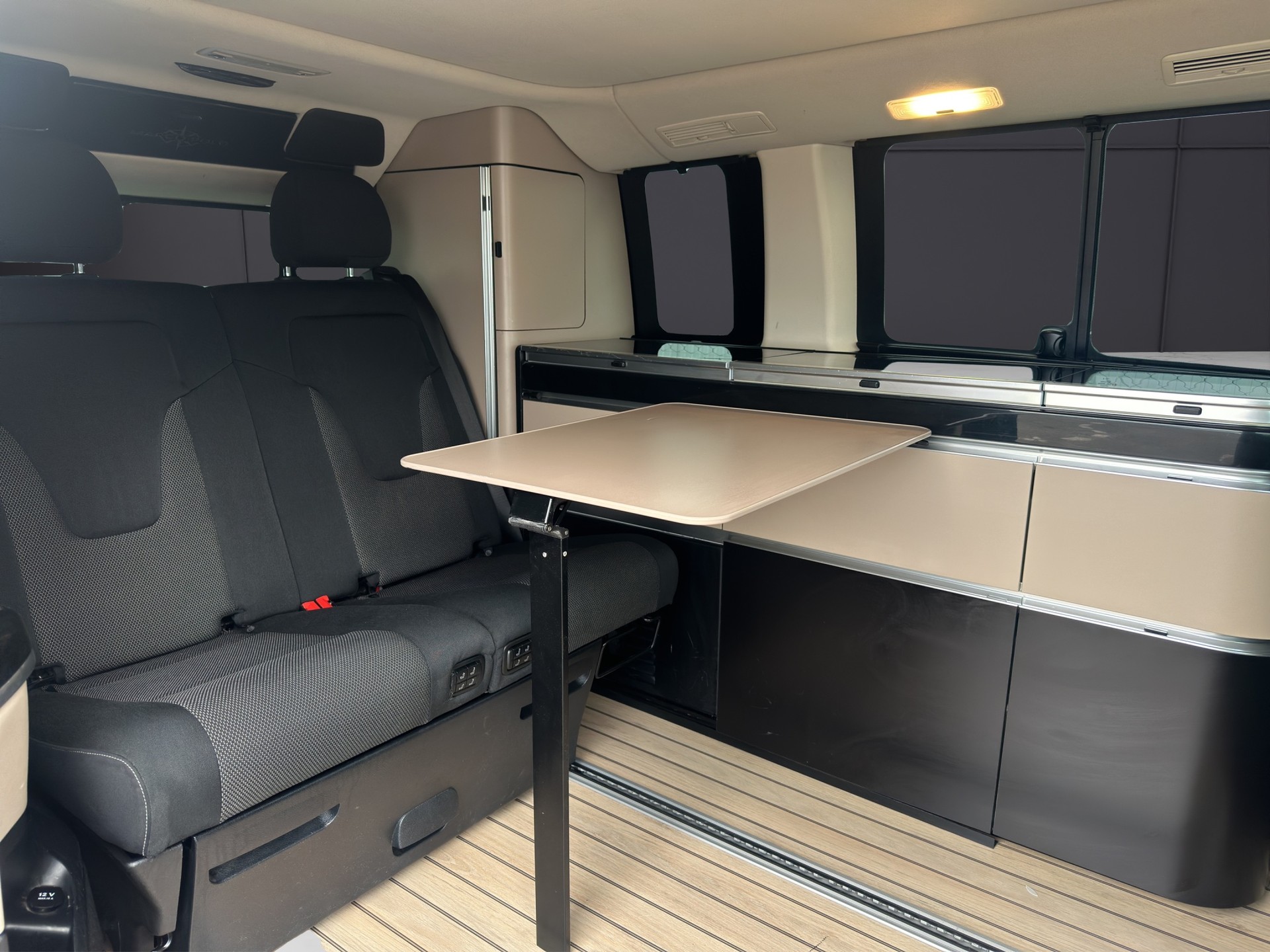 MERCEDES-BENZ Marco Polo 250 d 7G-Tronic-image-27