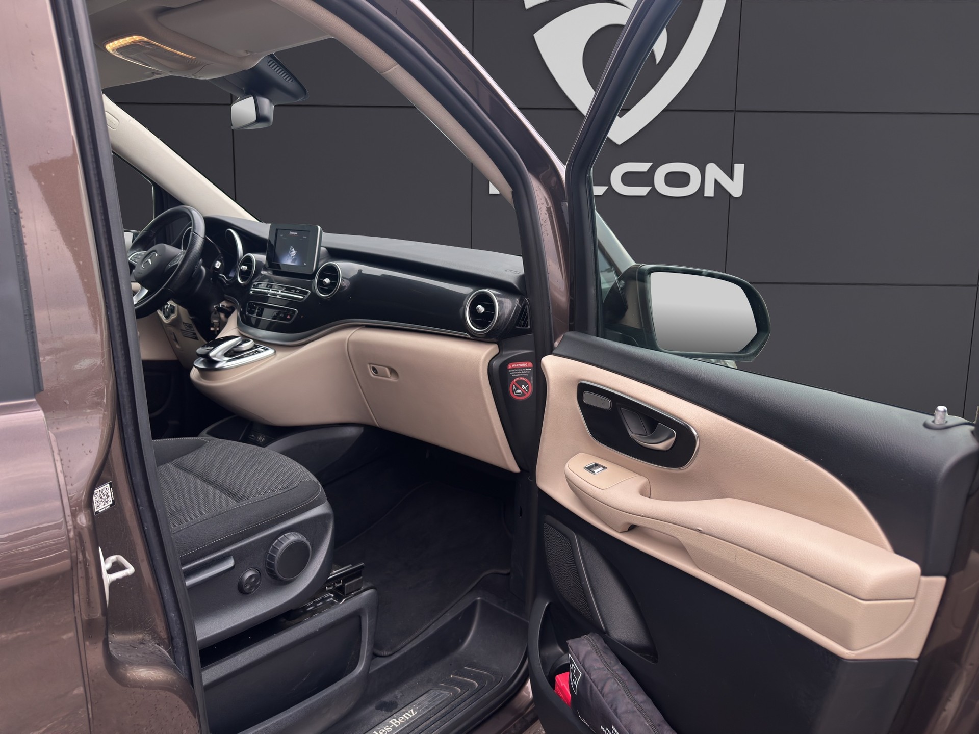 MERCEDES-BENZ Marco Polo 250 d 7G-Tronic-image-15