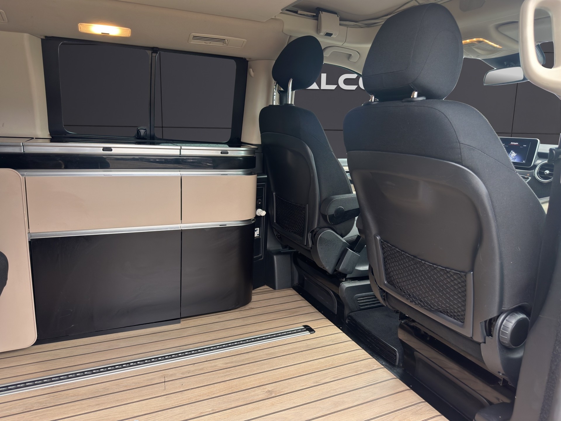 MERCEDES-BENZ Marco Polo 250 d 7G-Tronic-image-25