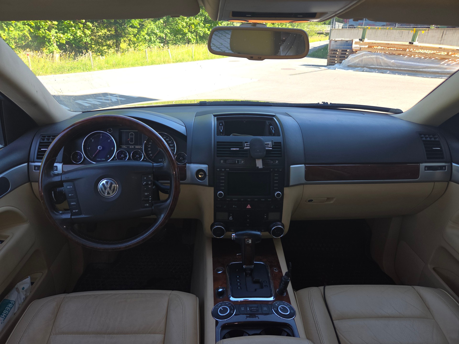 VW Touareg 2.5 TDI-image-6