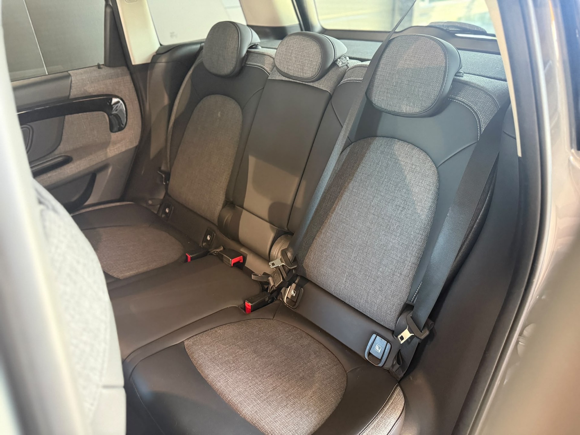 MINI Countryman Cooper SE ALL4 PHEV Steptronic-image-7