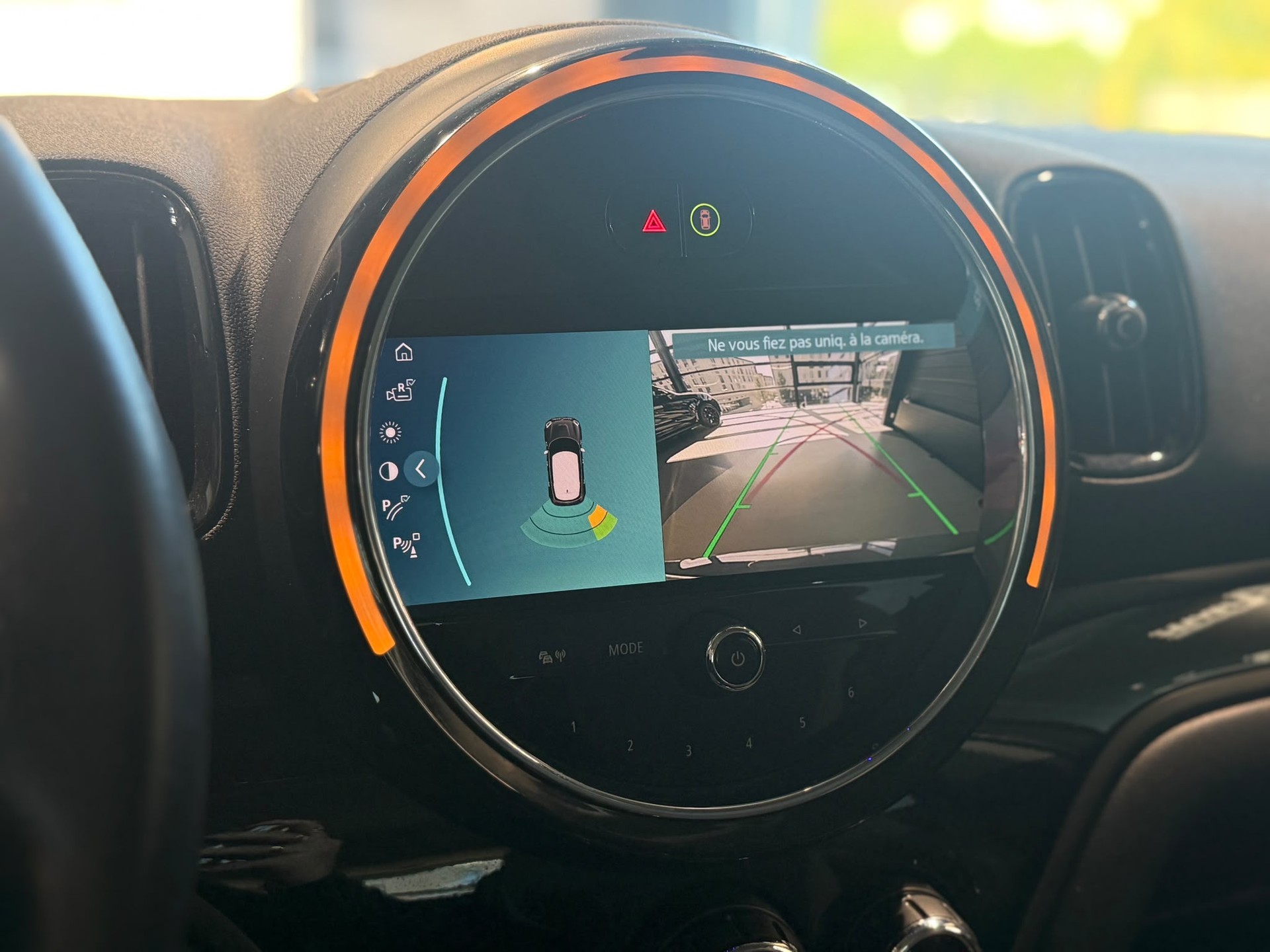 MINI Countryman Cooper SE ALL4 PHEV Steptronic-image-18
