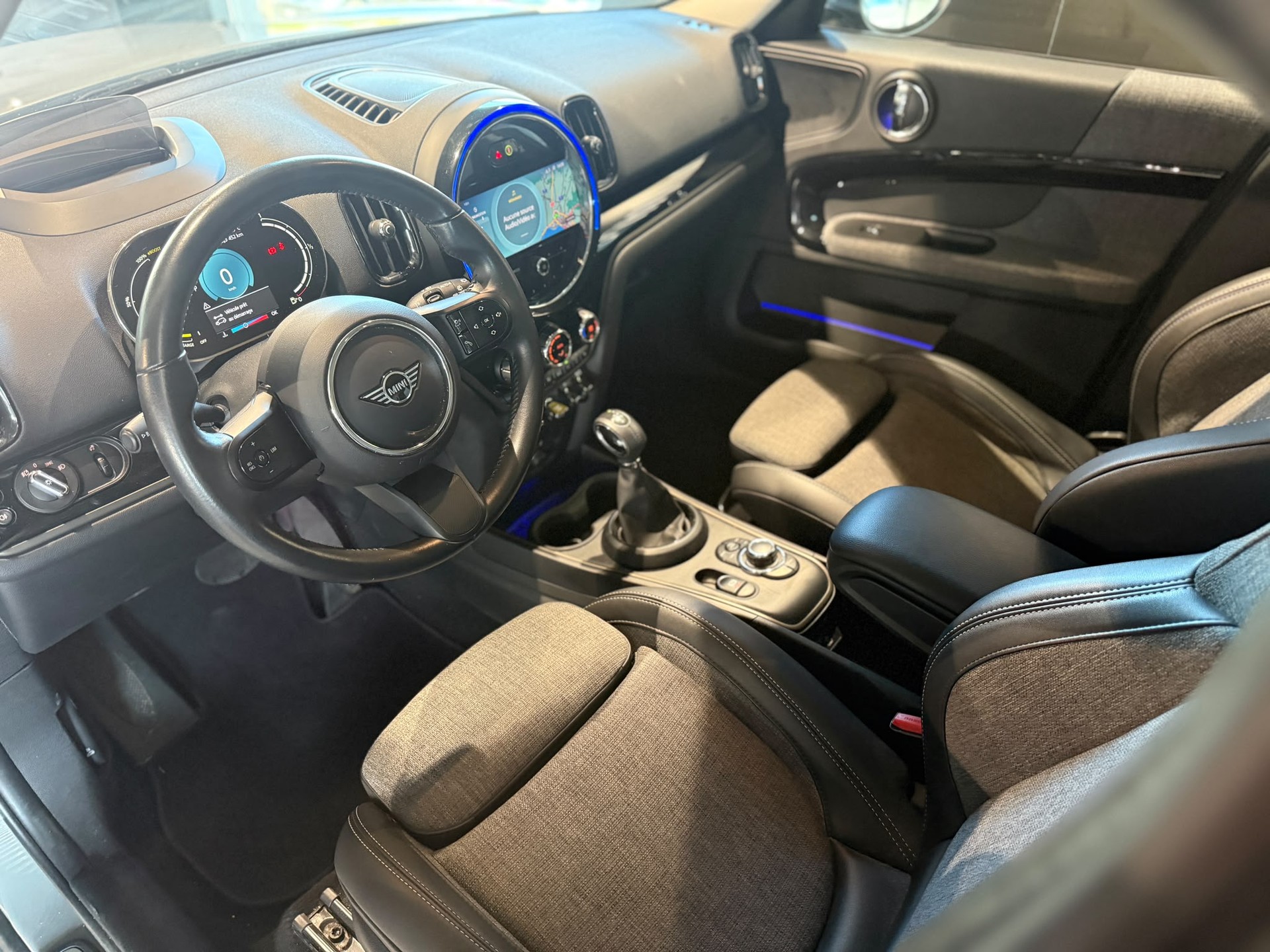 MINI Countryman Cooper SE ALL4 PHEV Steptronic-image-8