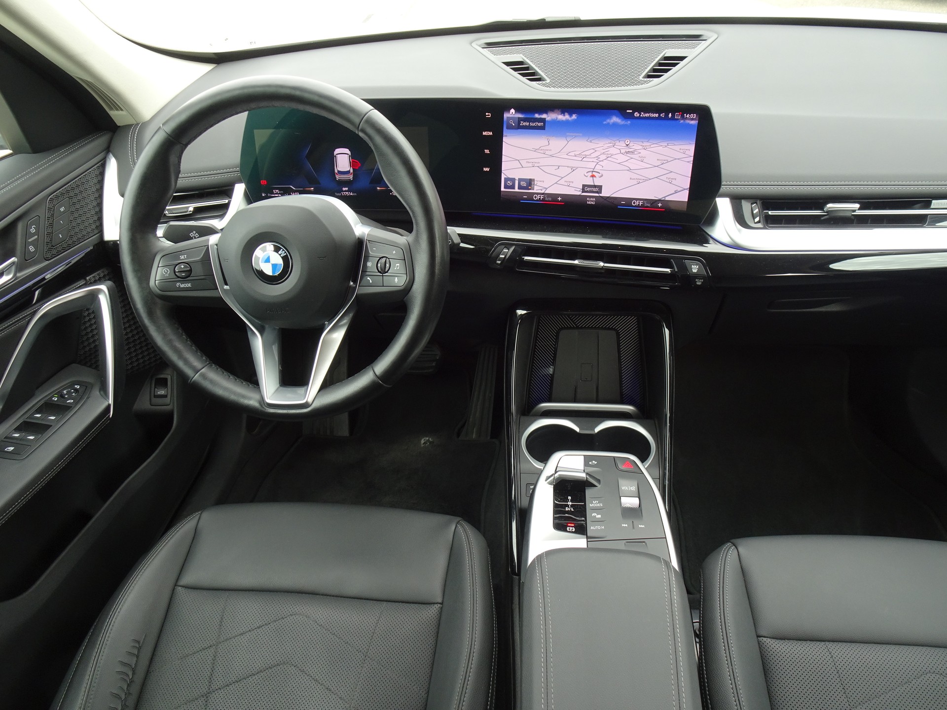 BMW X1 xDrive 23d 48V xLine-image-8