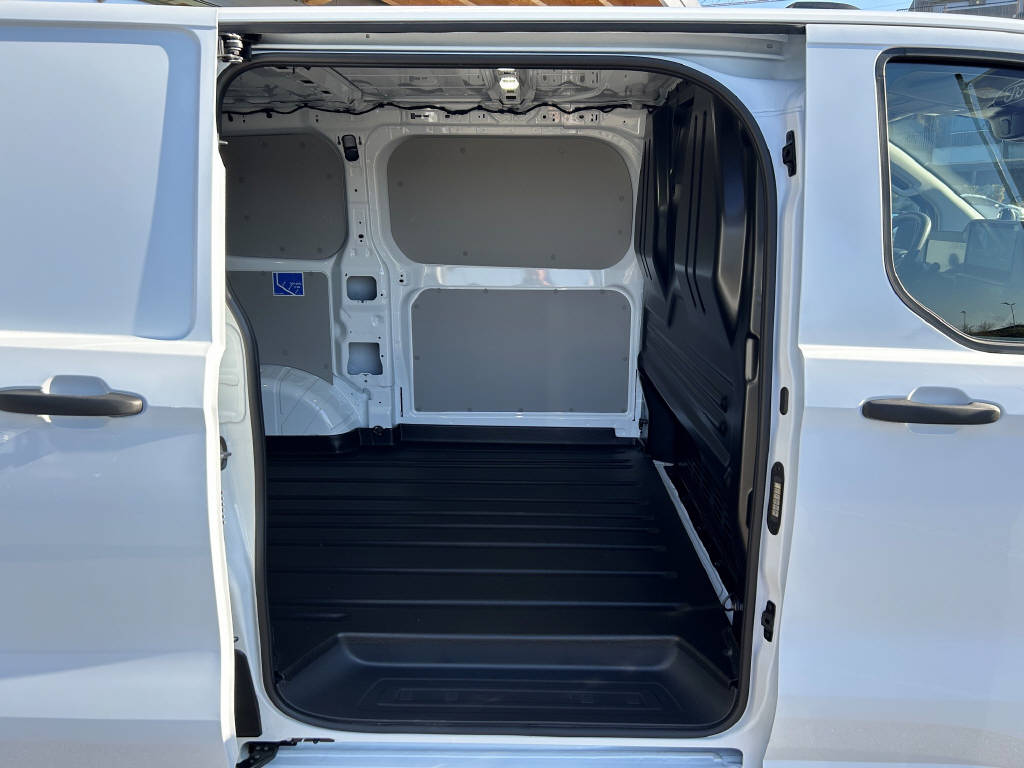 FORD Transit Custom Van 320 L1 2.5 Duratec 233 Trend PHEV-image-2