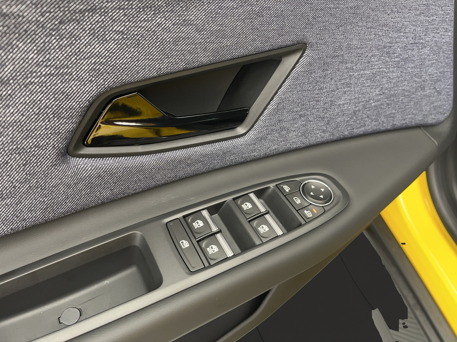 RENAULT R5 E-Tech Comfort Range techno-image-12