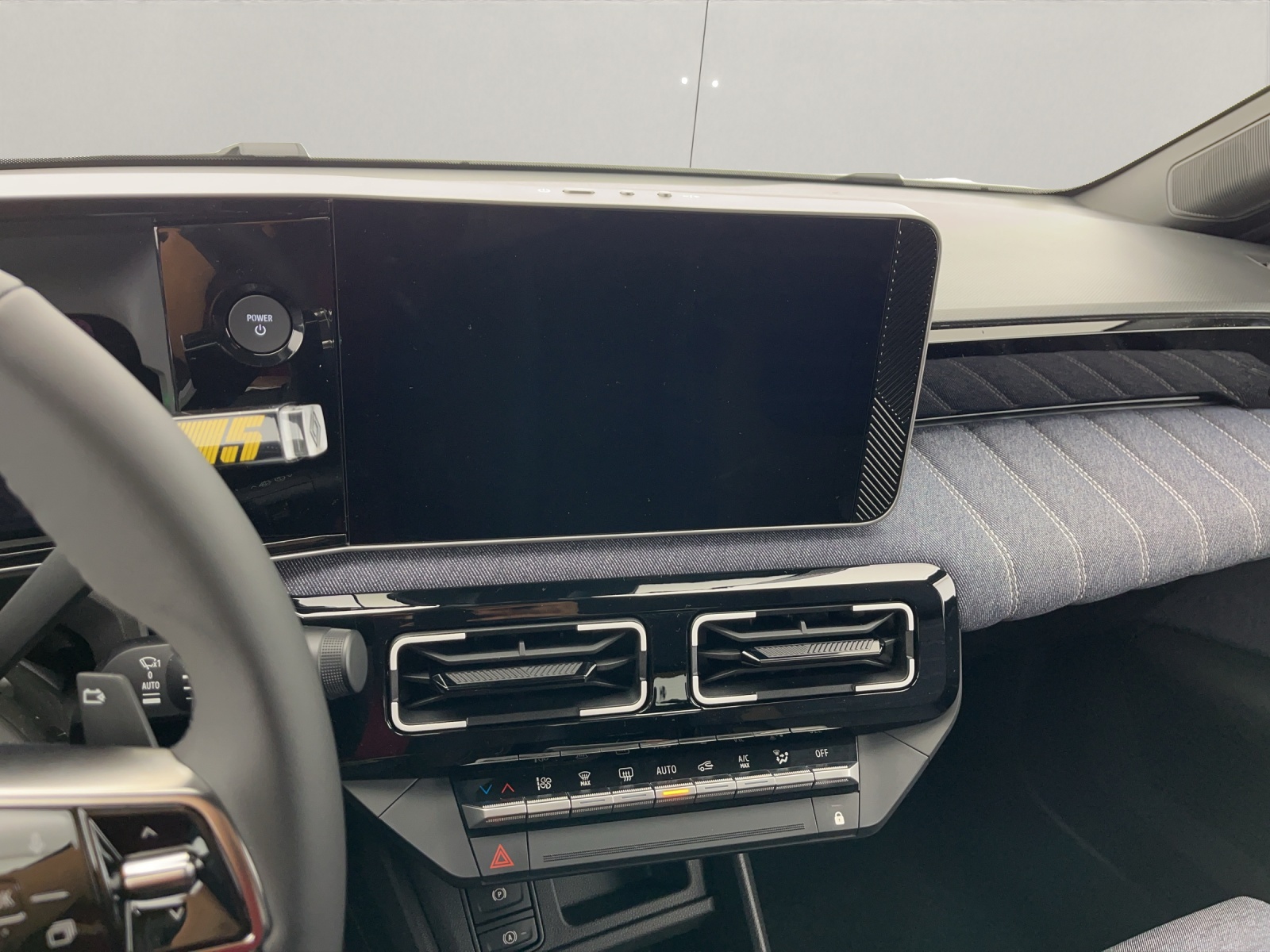 RENAULT R5 E-Tech Comfort Range techno-image-11