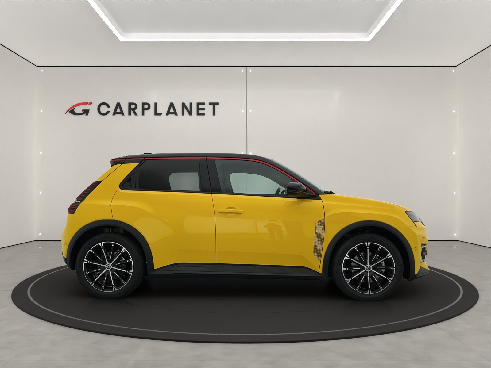 RENAULT R5 E-Tech Comfort Range techno-image-4