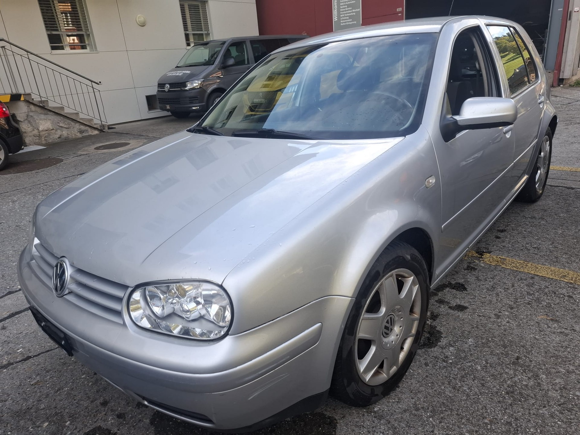 VW Golf 1.6 16V Trendline-image-0