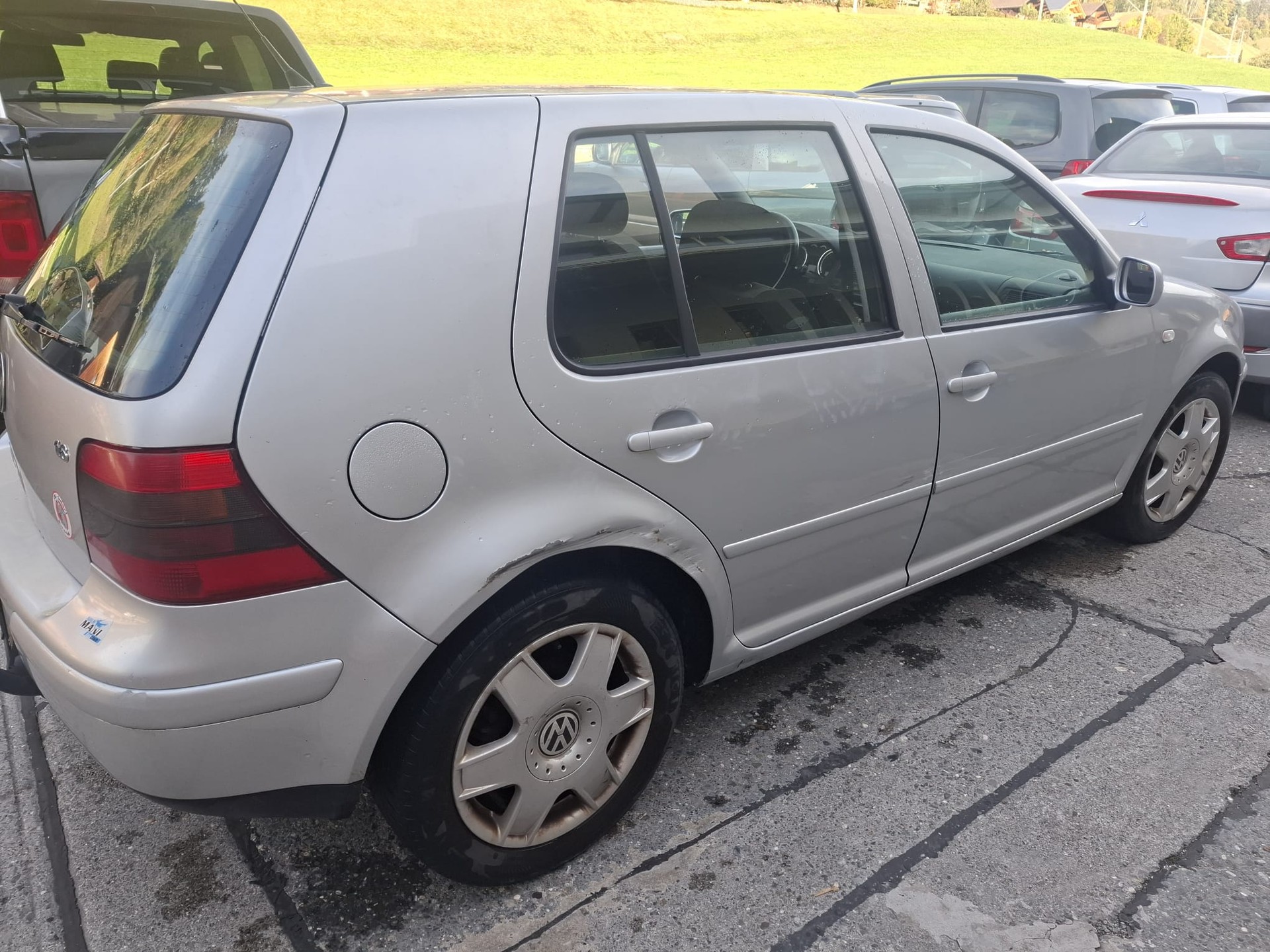 VW Golf 1.6 16V Trendline-image-1