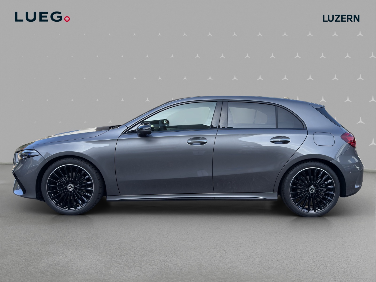MERCEDES-BENZ A 200 Night Star 7G-DCT-image-1