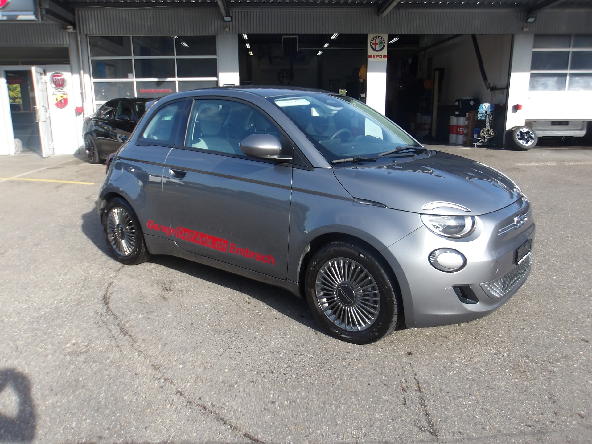 FIAT 500 electric 87 kW Icon-image-4