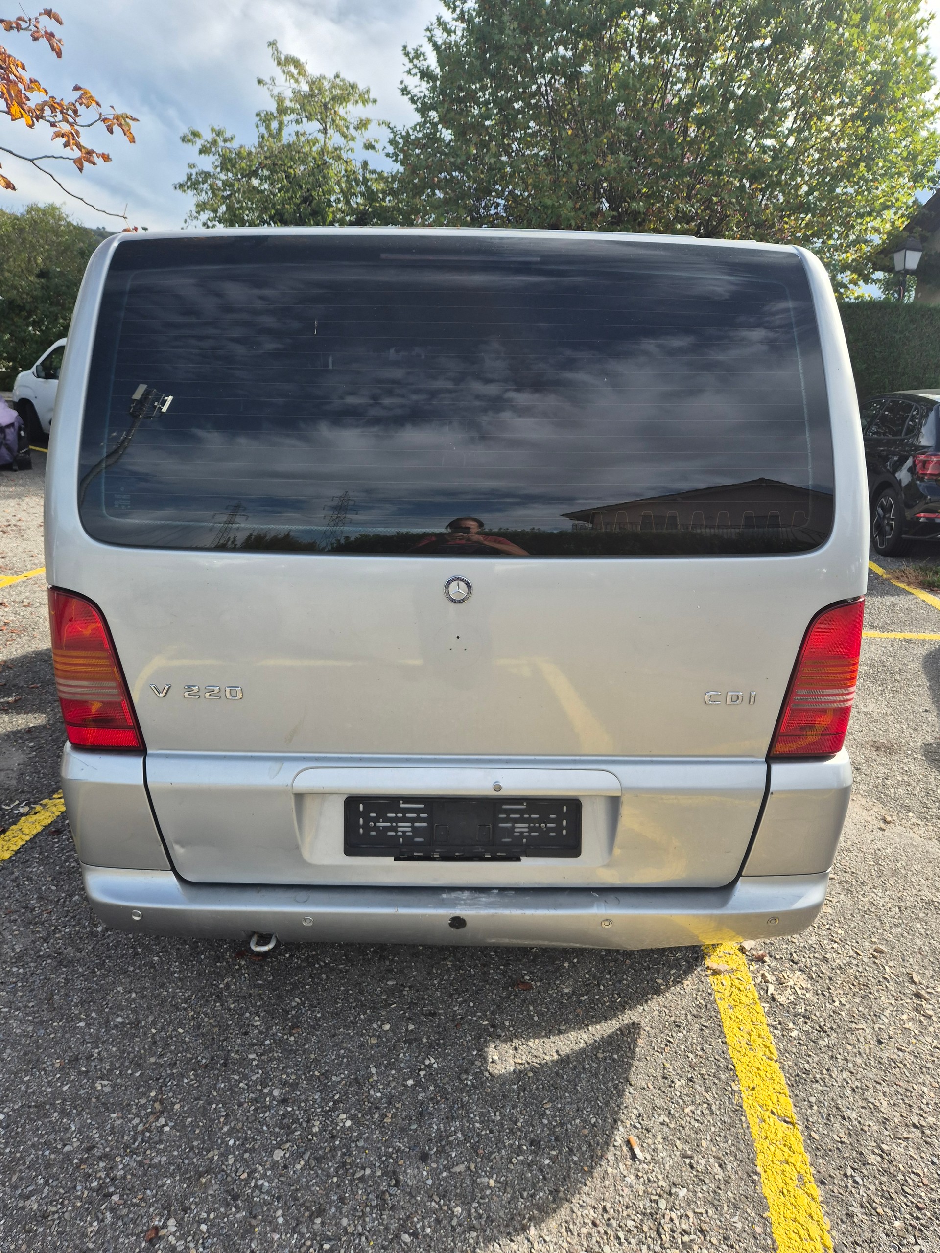MERCEDES-BENZ V 220 CDI Trend-image-2