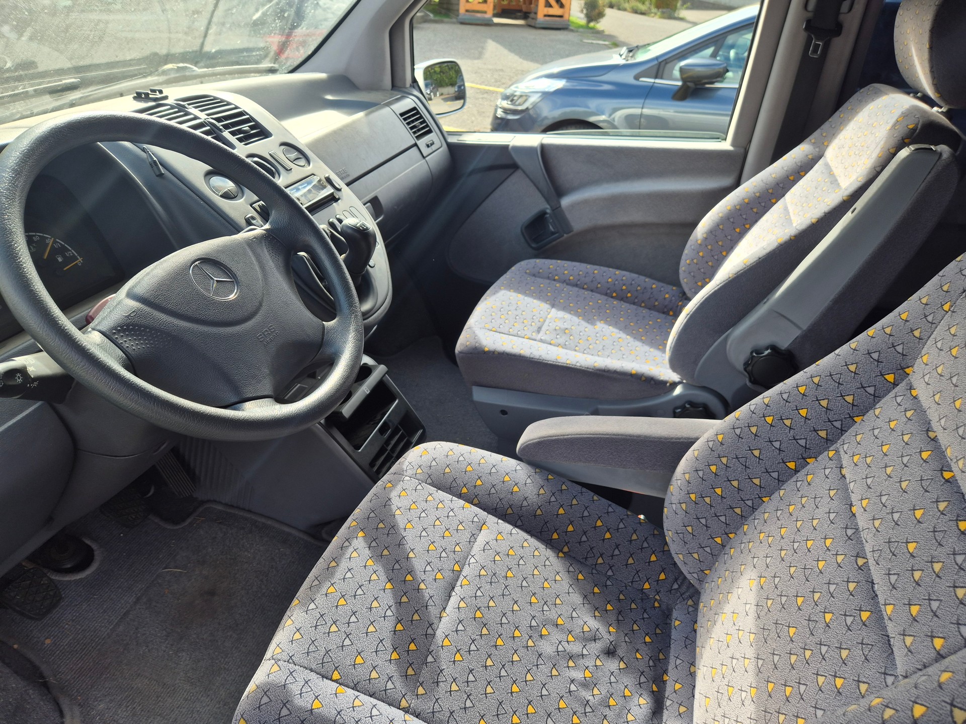 MERCEDES-BENZ V 220 CDI Trend-image-7