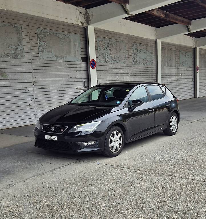 SEAT Leon 1.8 TSI FR-image-0