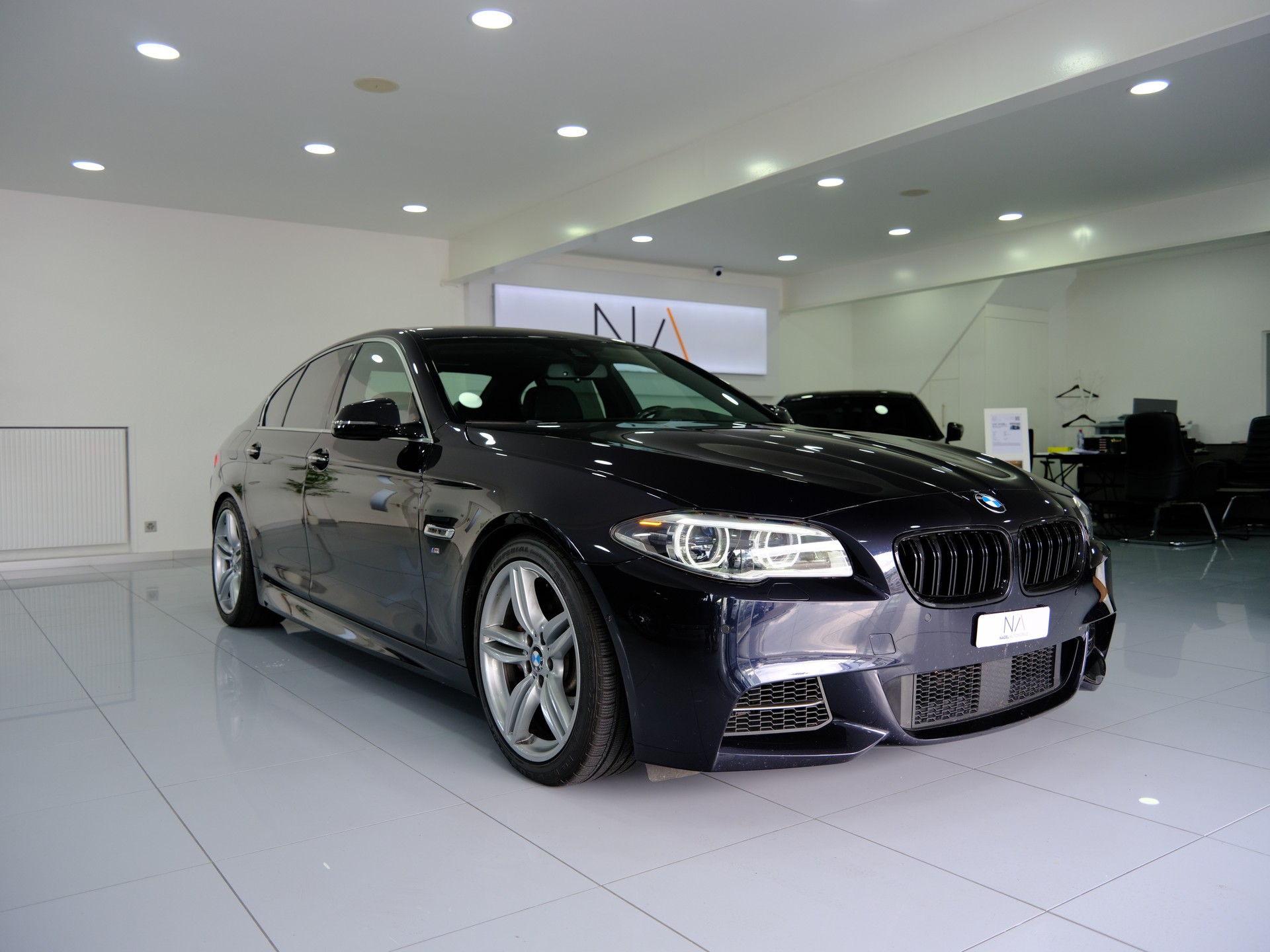 BMW M550d xDrive Steptronic *360° Kamera* *Memory Sitze*-image-1