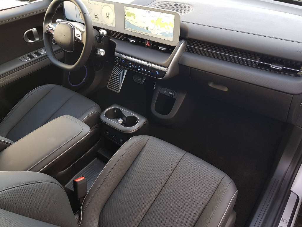 HYUNDAI Ioniq 5 Amplia 4WD-image-4