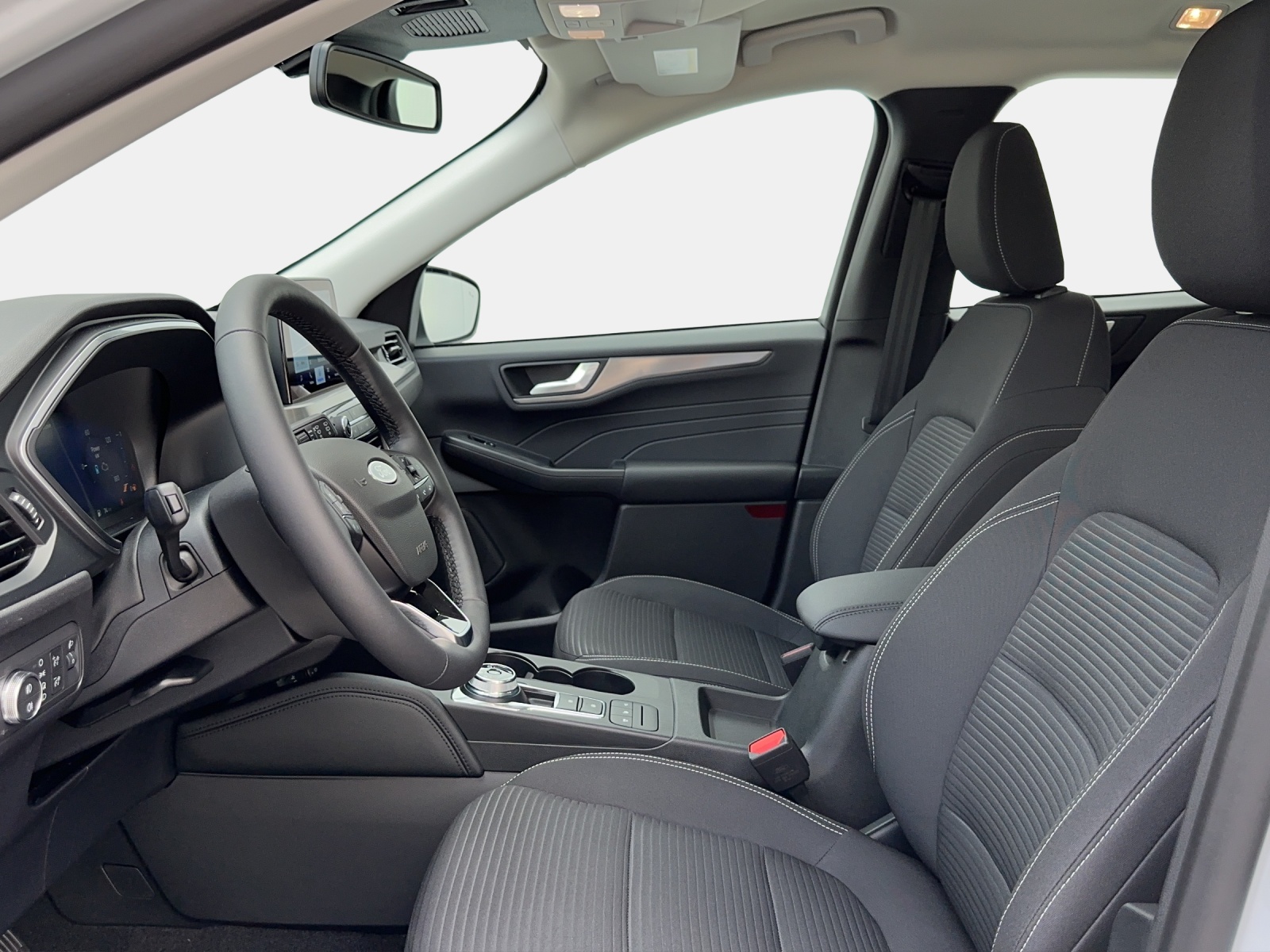 FORD Kuga 2.5 FHEV Titanium 4WD-image-6