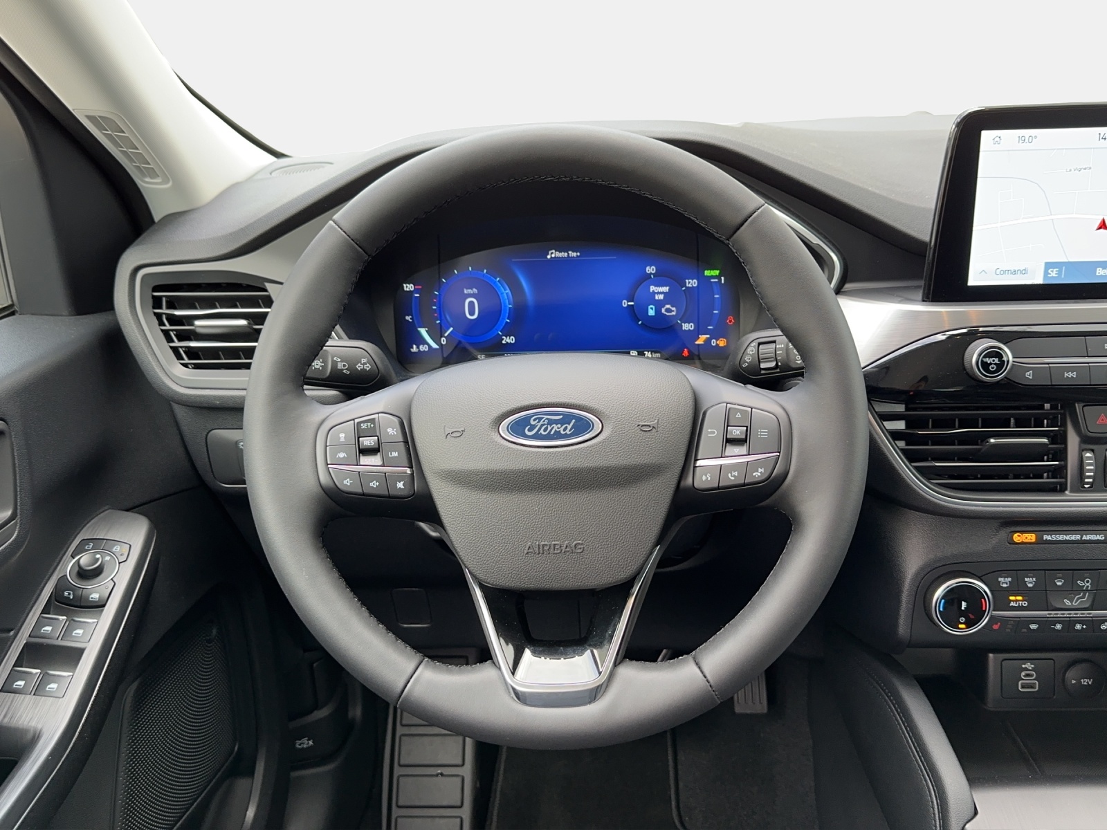 FORD Kuga 2.5 FHEV Titanium 4WD-image-11