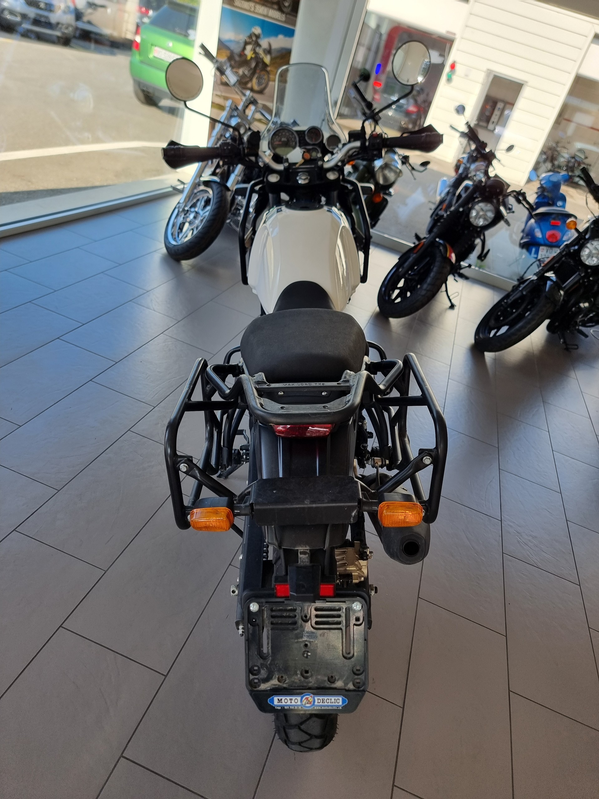 ROYAL ENFIELD Himalayan-image-2