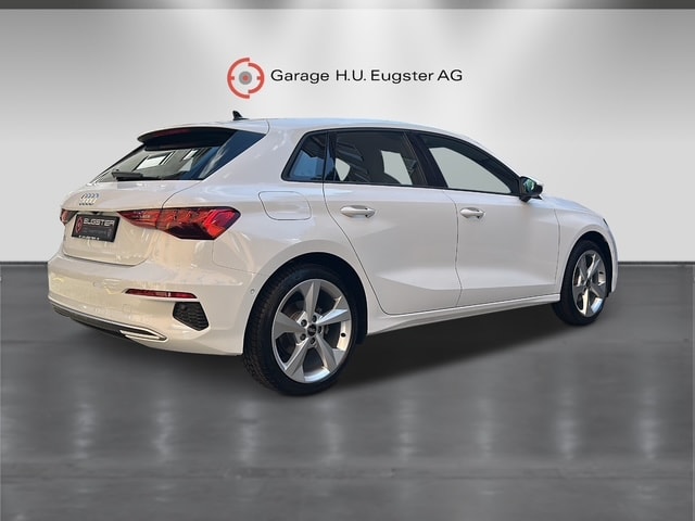 AUDI A3 Sportback 35 TFSI advanced Attraction S-tronic-image-4