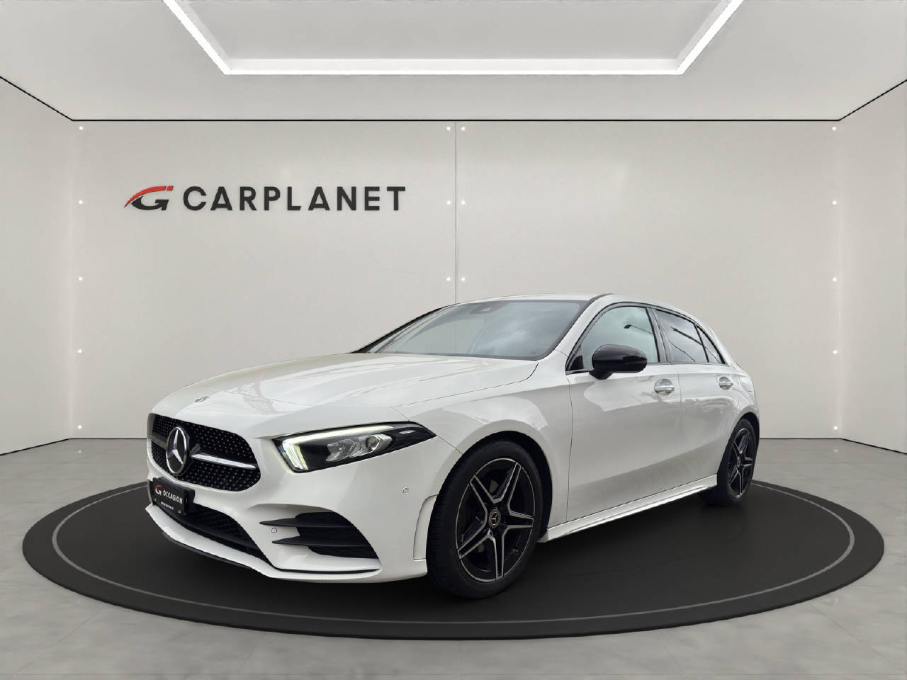 MERCEDES-BENZ A 180 AMG Line-image-0