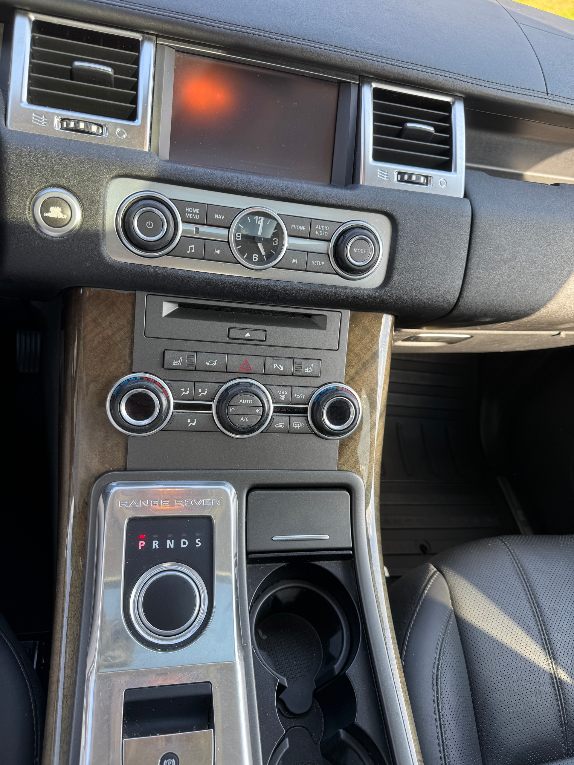 LAND ROVER Range Rover Sport 3.0 TDV6 HSE Automatic-image-6