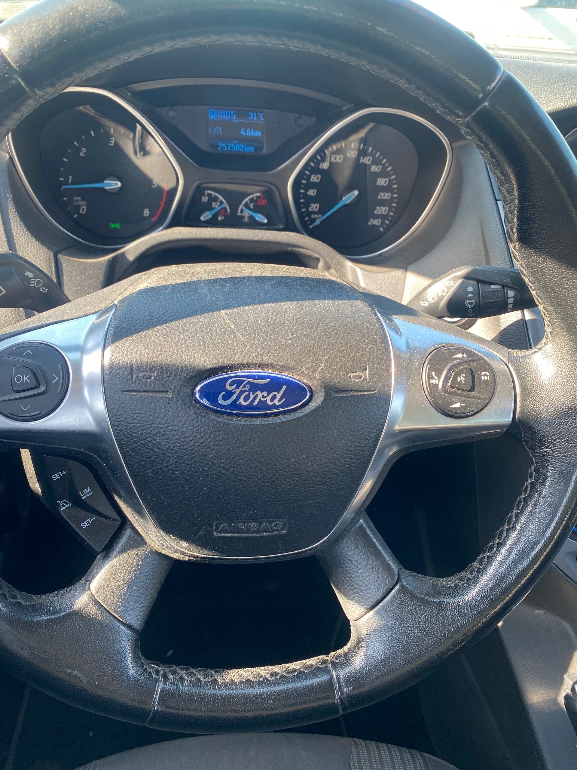 FORD Focus 2.0 TDCi Trend PowerShift-image-8