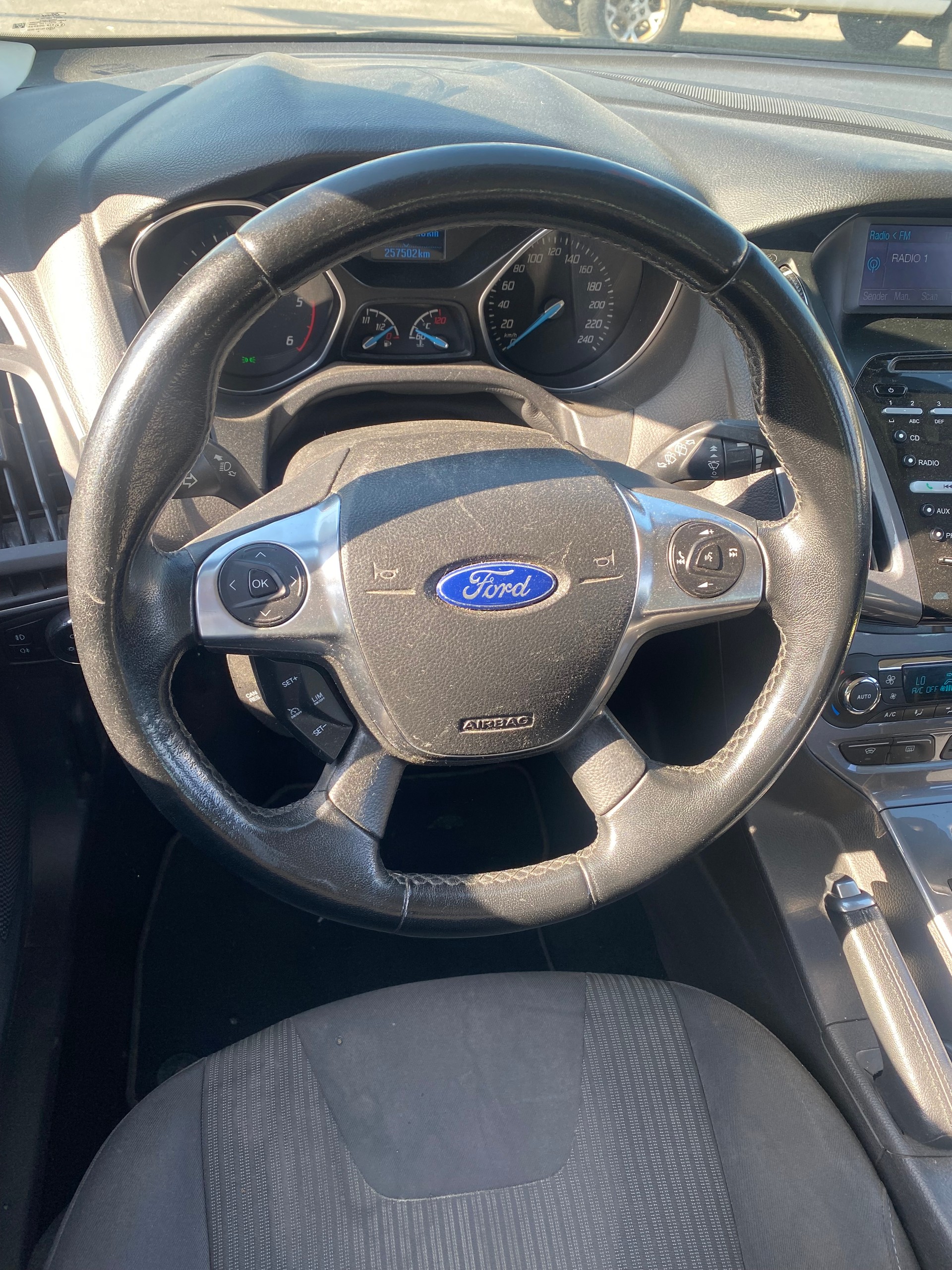FORD Focus 2.0 TDCi Trend PowerShift-image-9