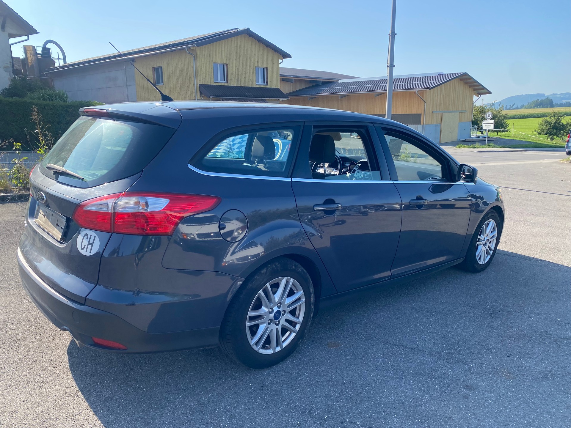 FORD Focus 2.0 TDCi Trend PowerShift-image-4