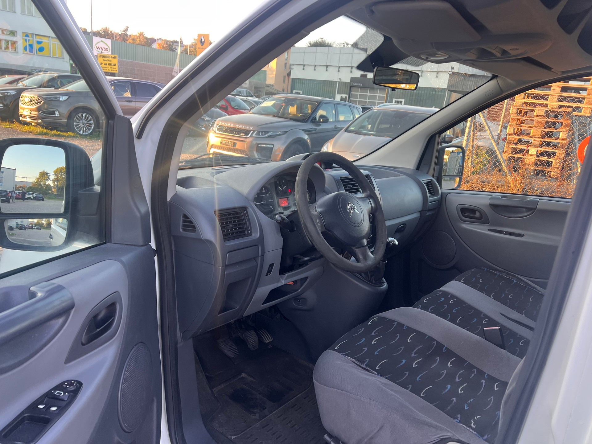 CITROEN Jumpy 1.6 HDi 10 L1H1-image-12