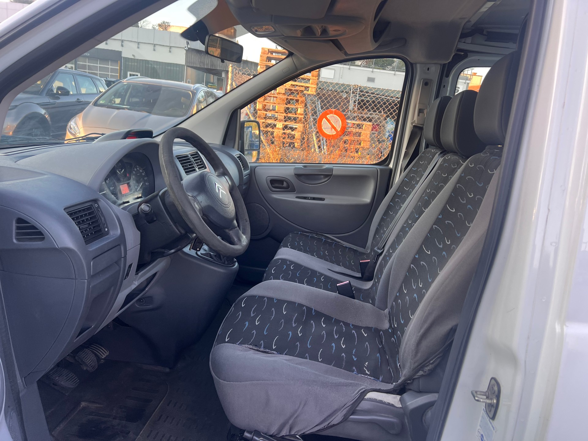 CITROEN Jumpy 1.6 HDi 10 L1H1-image-10