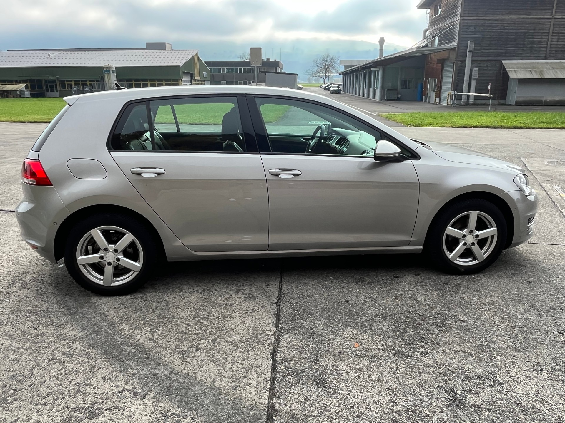 VW Golf 1.2 TSI Comfortline DSG-image-11