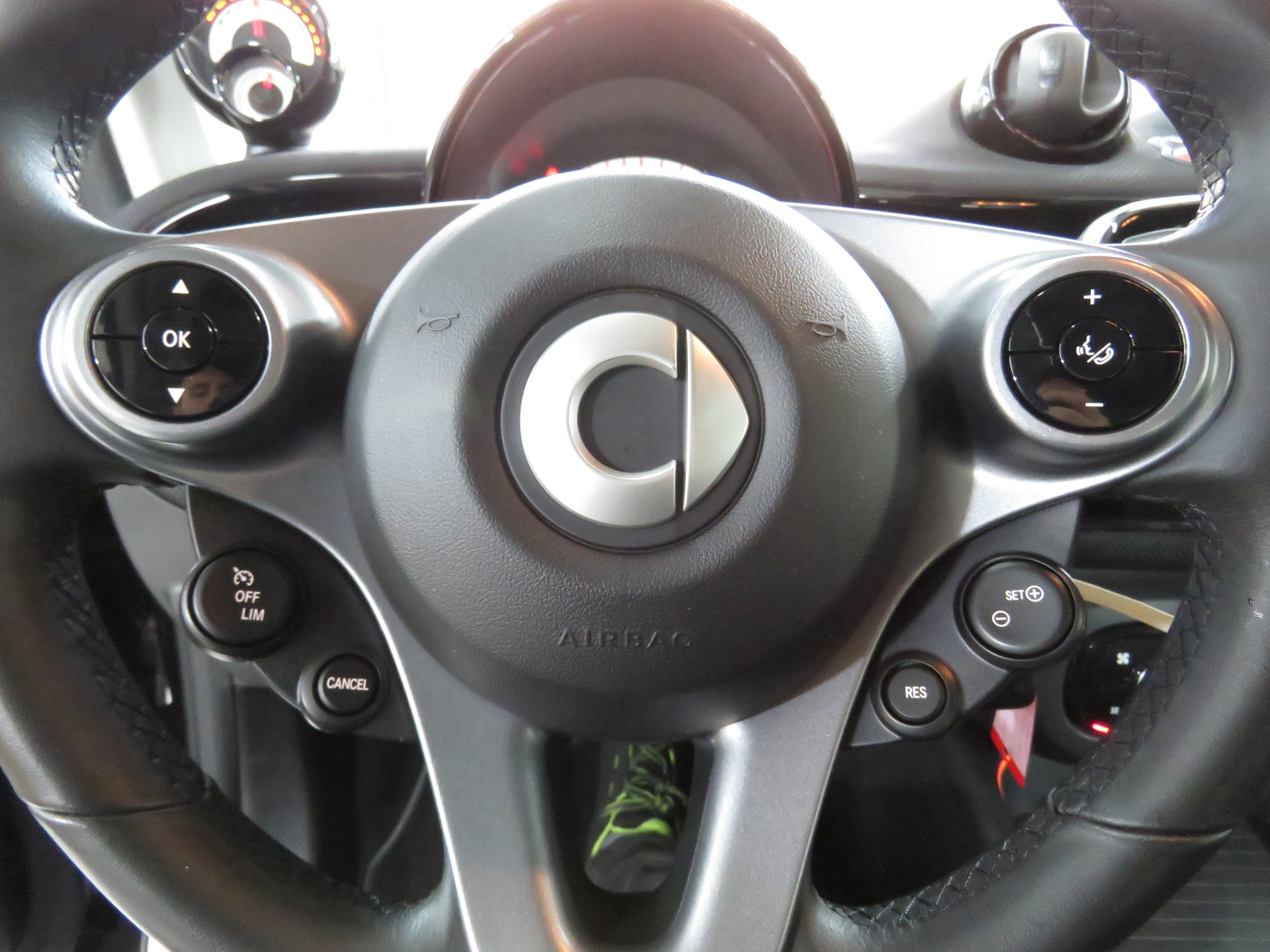 SMART fortwo EQ prime Automat (Batterie inkl.)-image-18