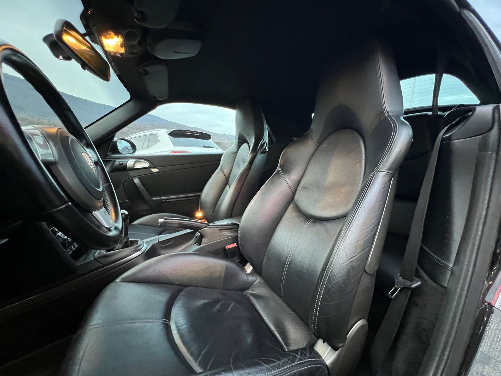PORSCHE 911 Cabrio Carrera S-image-12