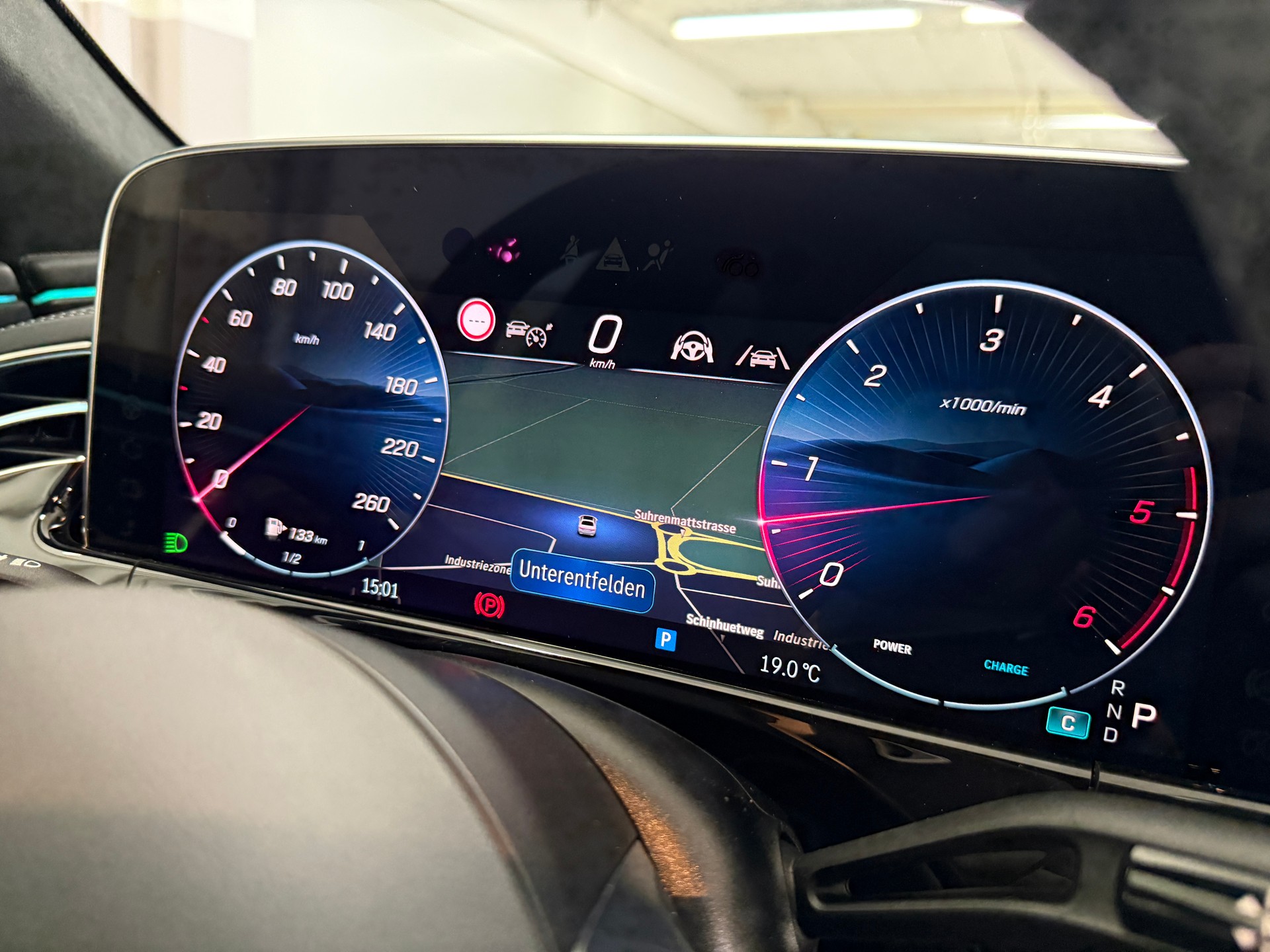 MERCEDES-BENZ E 450 d 4Matic-image-12