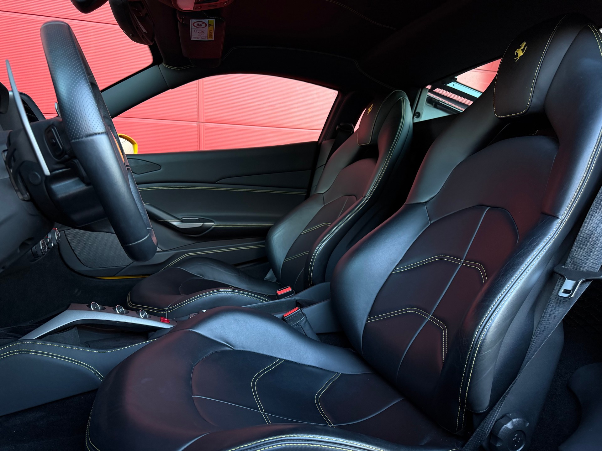 FERRARI 488 GTB 3.9 V8-image-10
