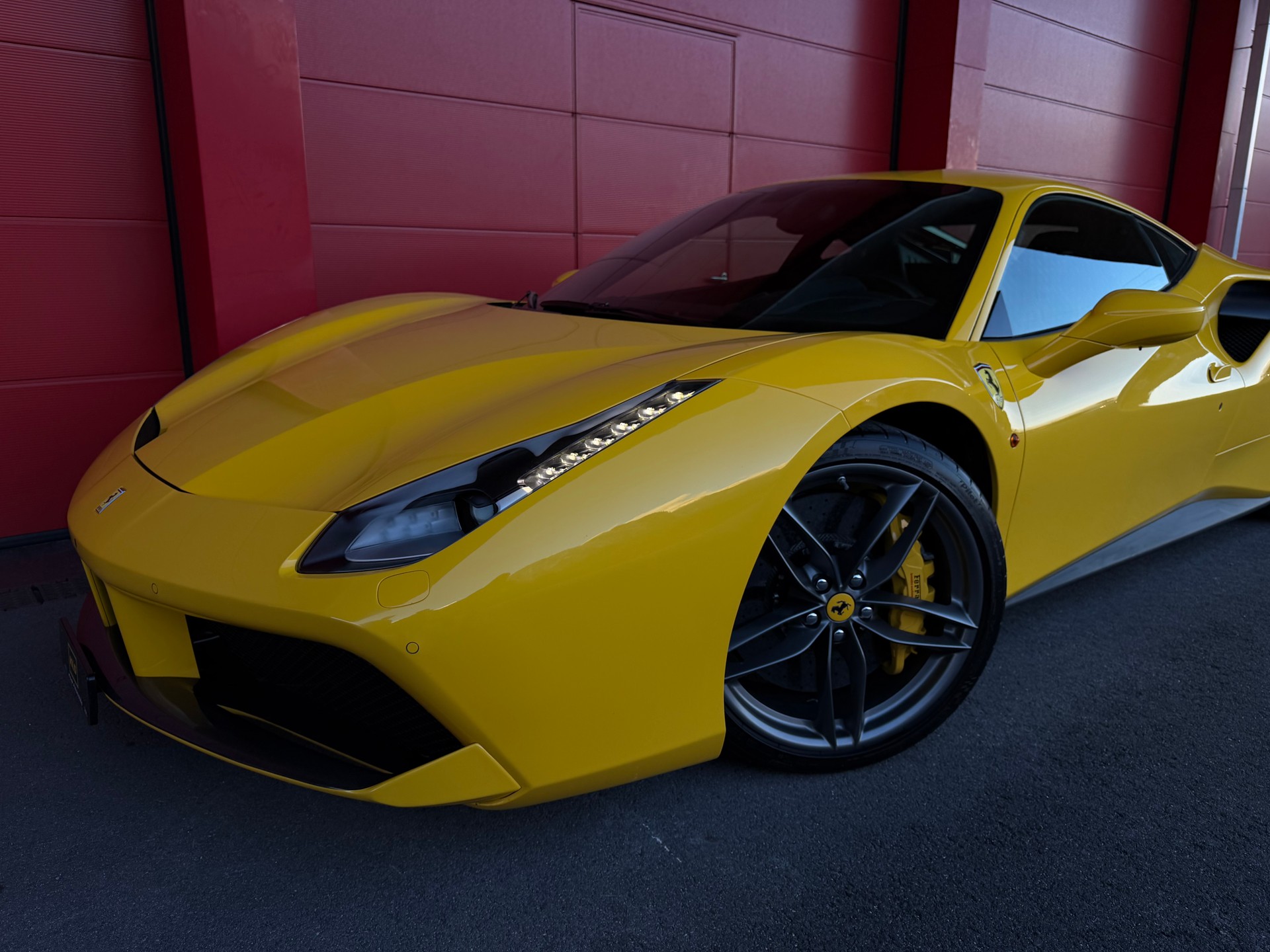 FERRARI 488 GTB 3.9 V8-image-6