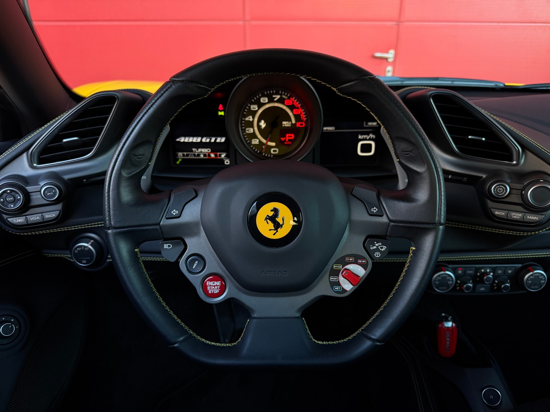 FERRARI 488 GTB 3.9 V8-image-8