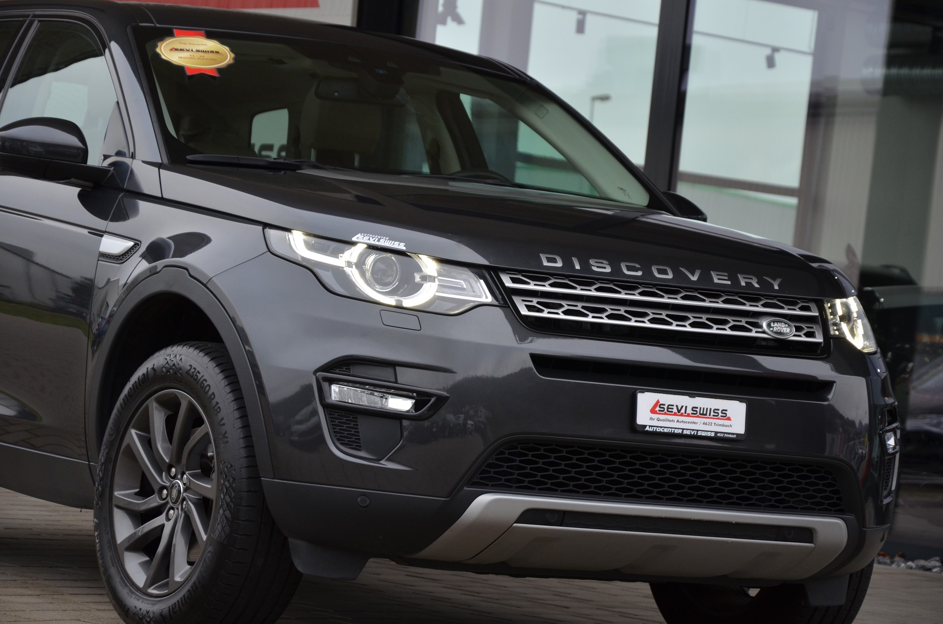 LAND ROVER Discovery Sport 2.0 TD4 HSE AT9*7 Plätzer,Ab MFK,1 Jahr oder 20'000km Garantie*-image-2