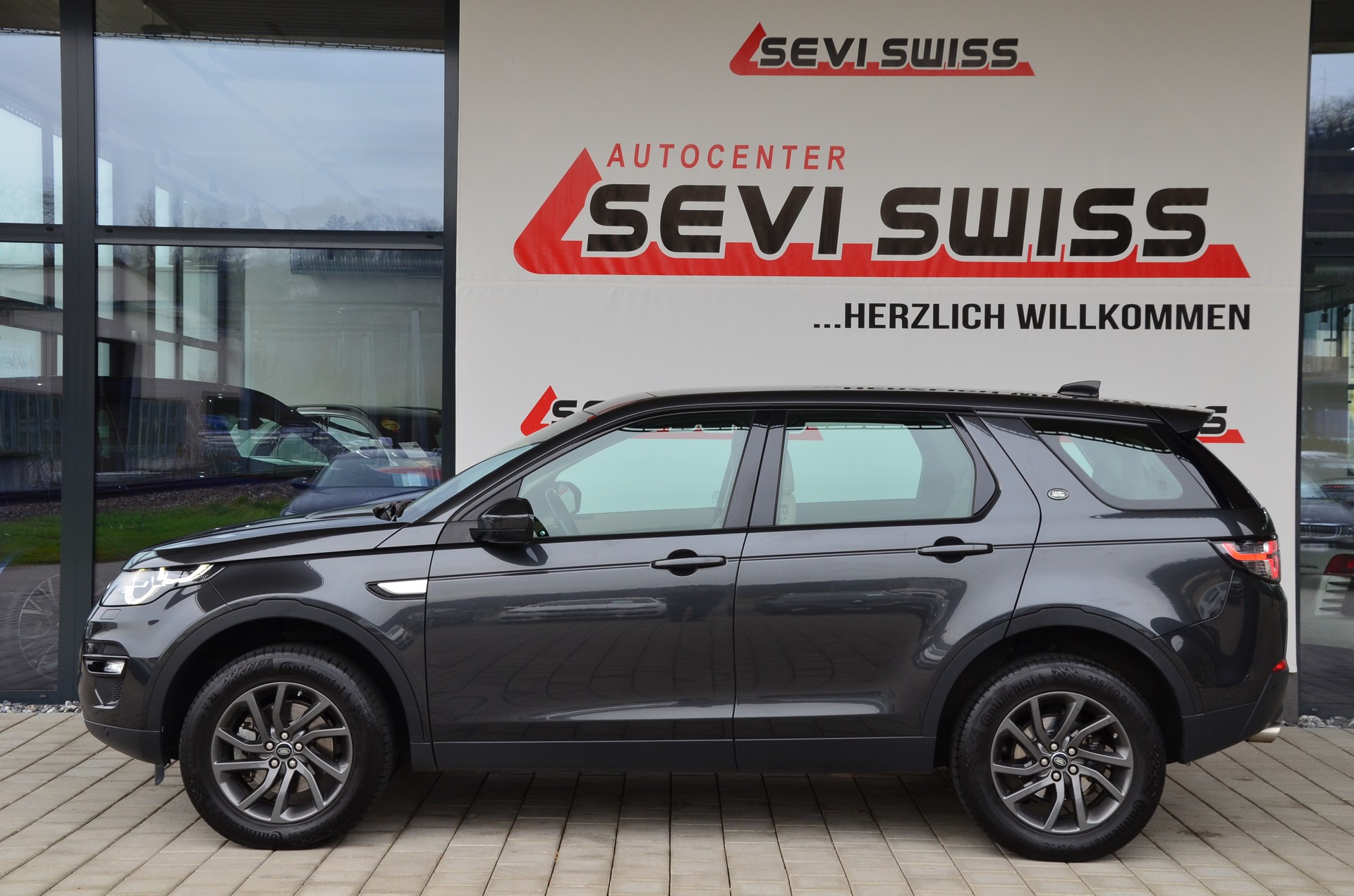 LAND ROVER Discovery Sport 2.0 TD4 HSE AT9*7 Plätzer,Ab MFK,1 Jahr oder 20'000km Garantie*-image-6