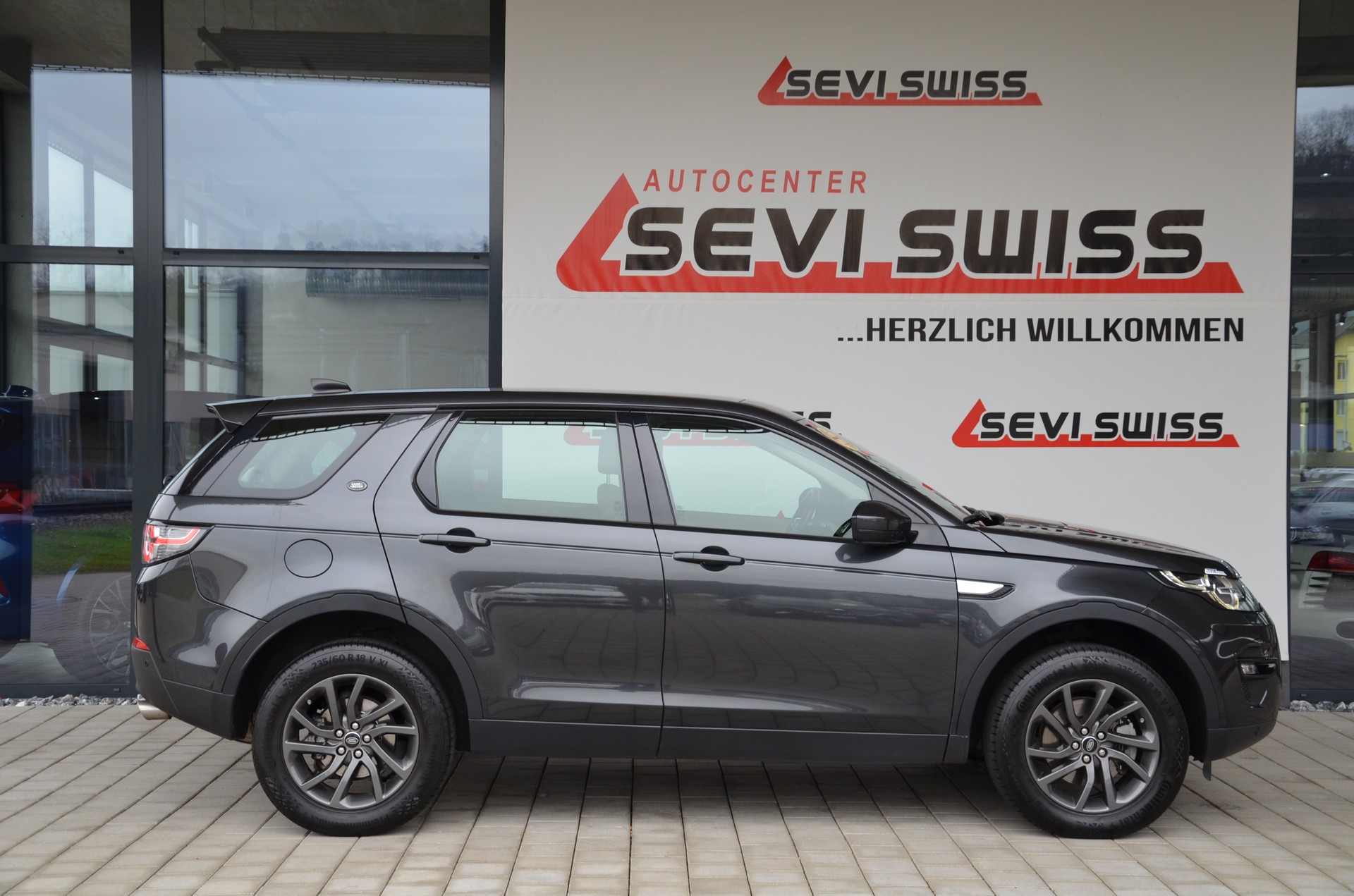 LAND ROVER Discovery Sport 2.0 TD4 HSE AT9*7 Plätzer,Ab MFK,1 Jahr oder 20'000km Garantie*-image-3