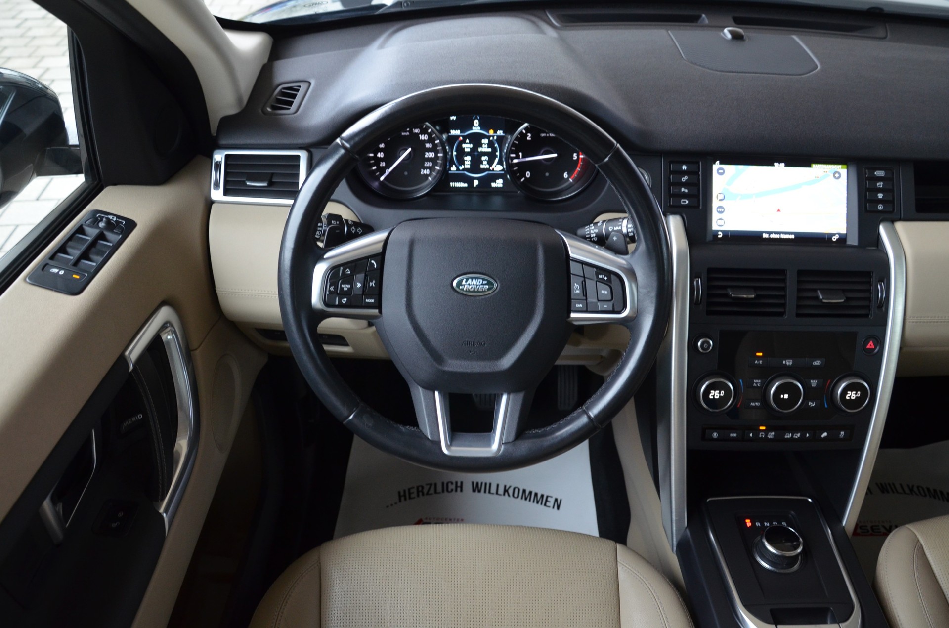 LAND ROVER Discovery Sport 2.0 TD4 HSE AT9*7 Plätzer,Ab MFK,1 Jahr oder 20'000km Garantie*-image-12