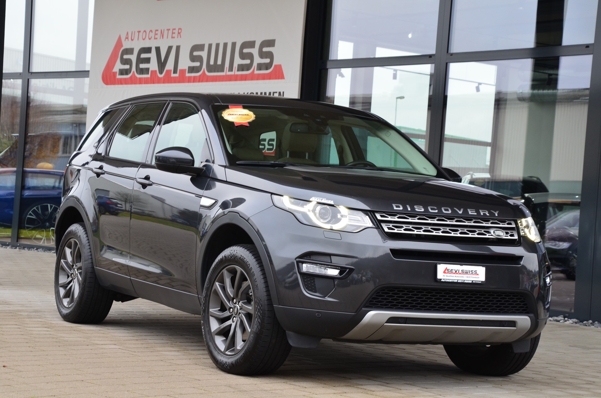 LAND ROVER Discovery Sport 2.0 TD4 HSE AT9*7 Plätzer,Ab MFK,1 Jahr oder 20'000km Garantie*-image-1