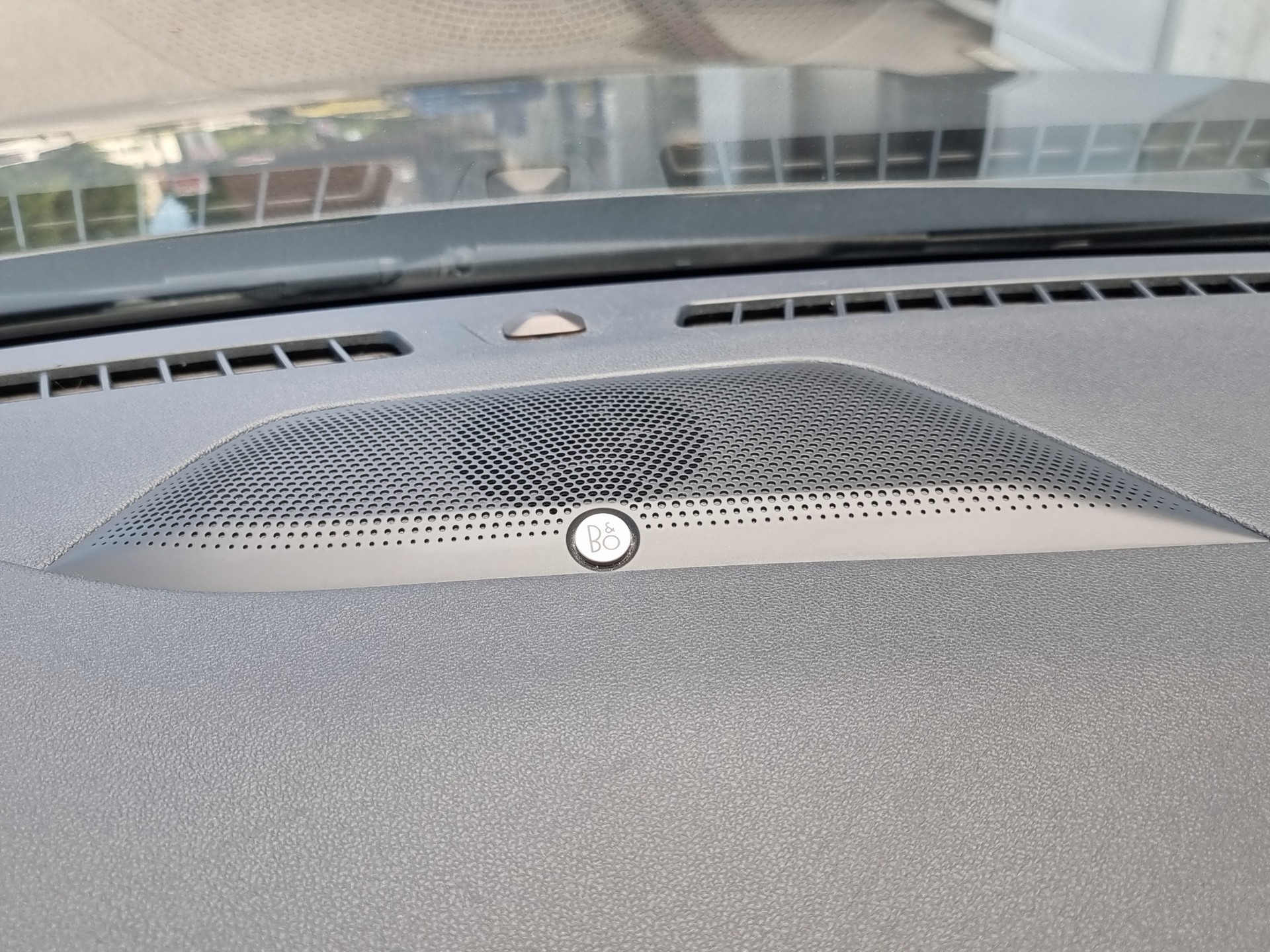 FORD Kuga 2.5 Plug-in Hybrid ST-Line X-image-10