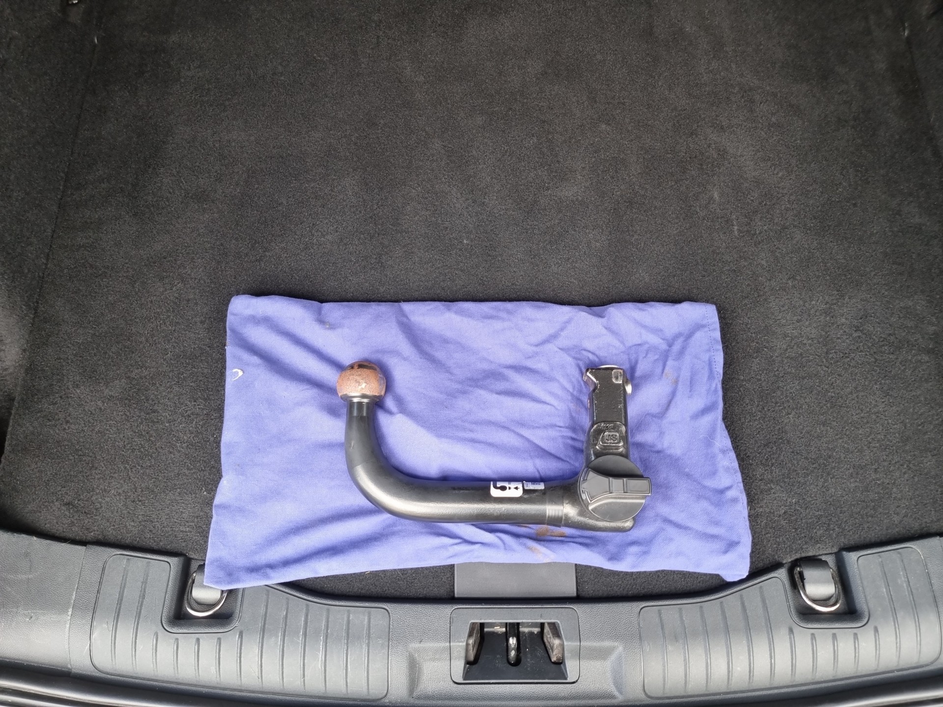 FORD Kuga 2.5 Plug-in Hybrid ST-Line X-image-14