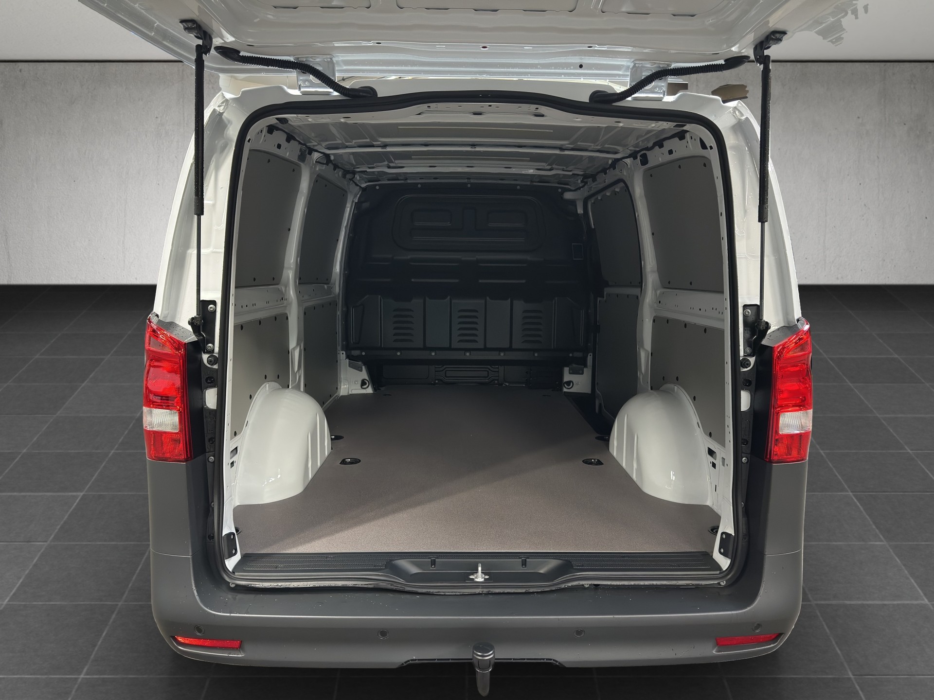 MERCEDES-BENZ Vito 114 CDI Lang Pro 9G-Tronic 4M-image-9