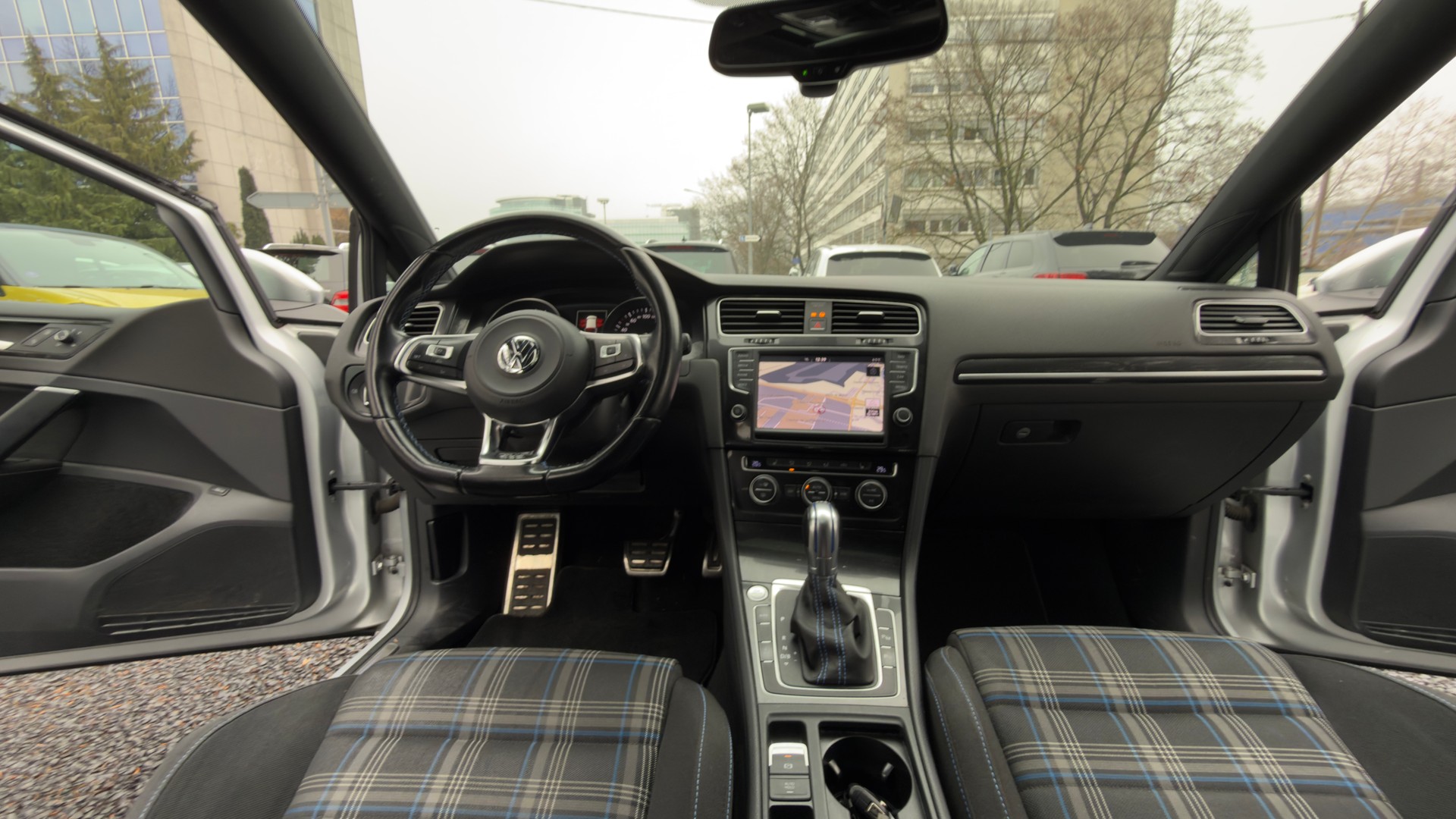 VW Golf 1.4 TSI GTE DSG-image-8